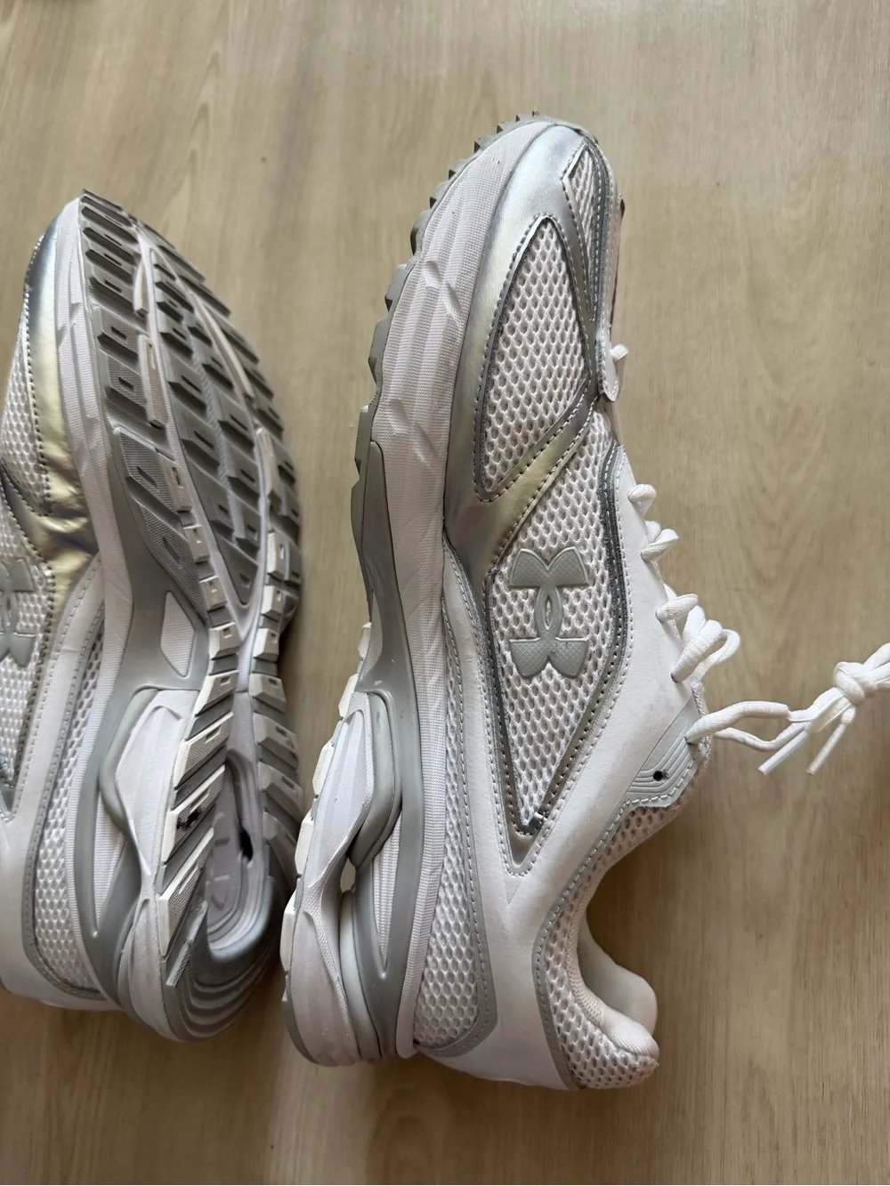 Under Armour HOVR Apparition RTRFTR Sneakers Sz 13